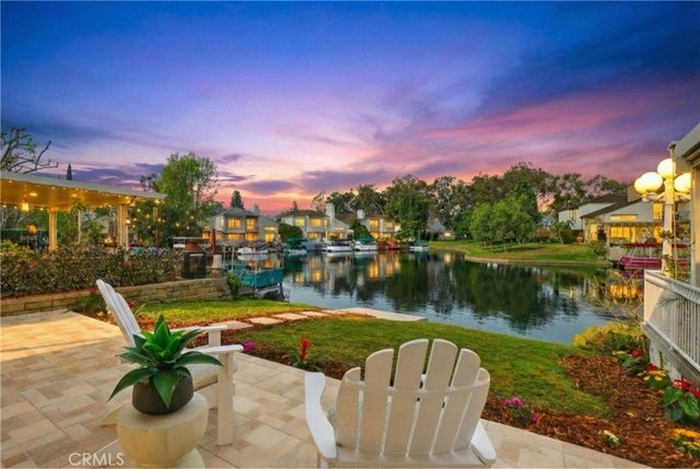 22706 Wood Lake, Lake Forest