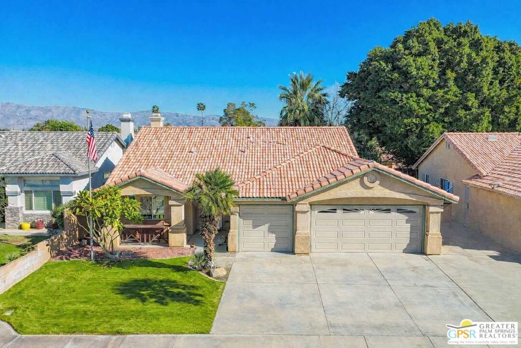 45882 Coco Palm Drive, Indio