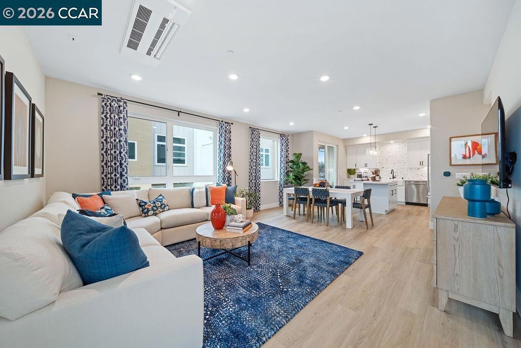 Photo of Listing #41122690