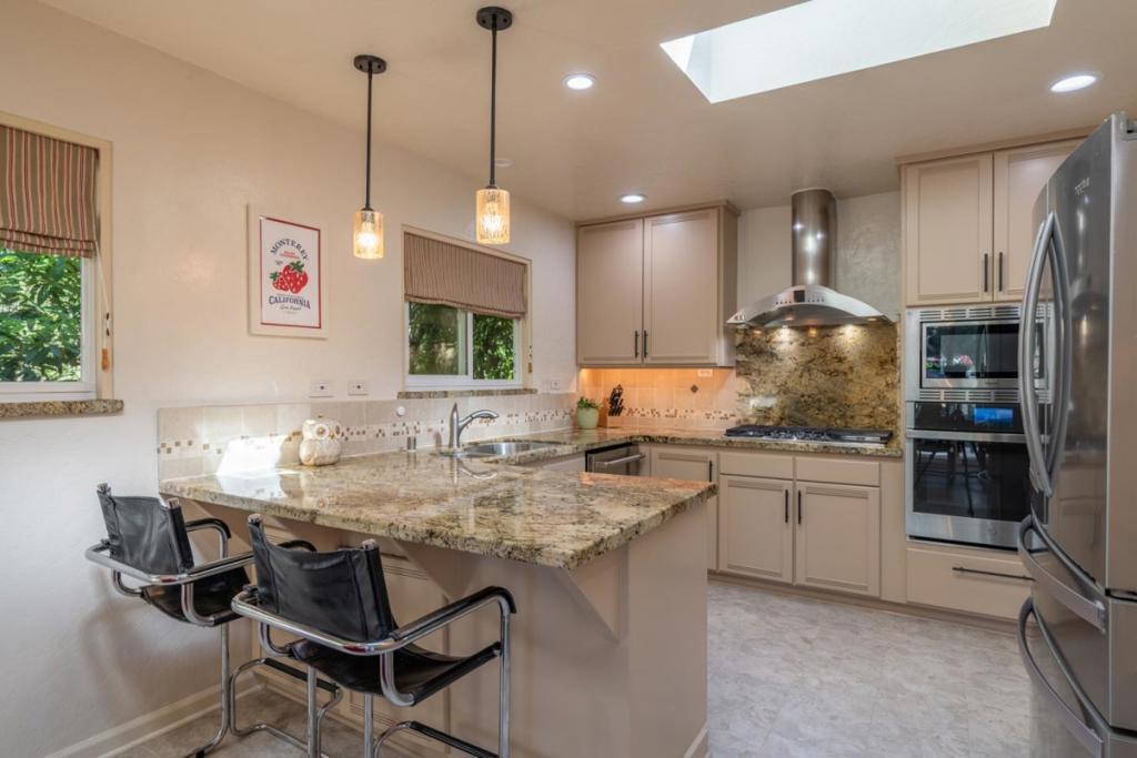 Photo of Listing #ML82031083