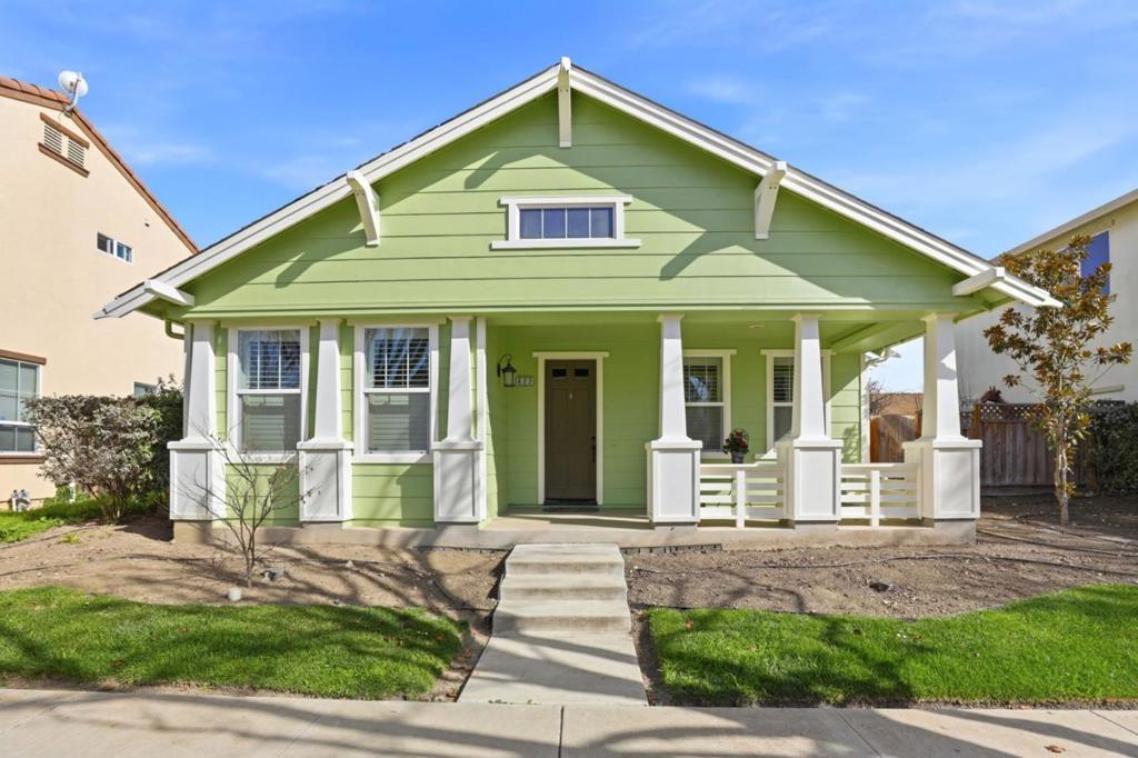 Photo of Listing #ML82033347