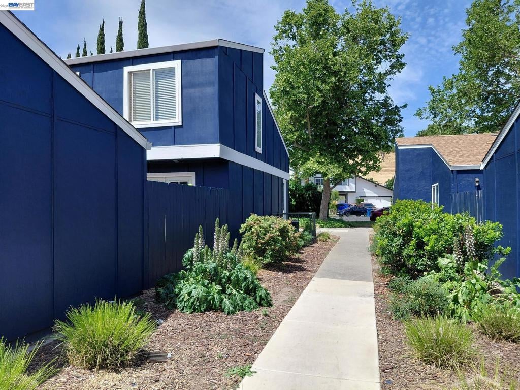 Photo of Listing #41122702