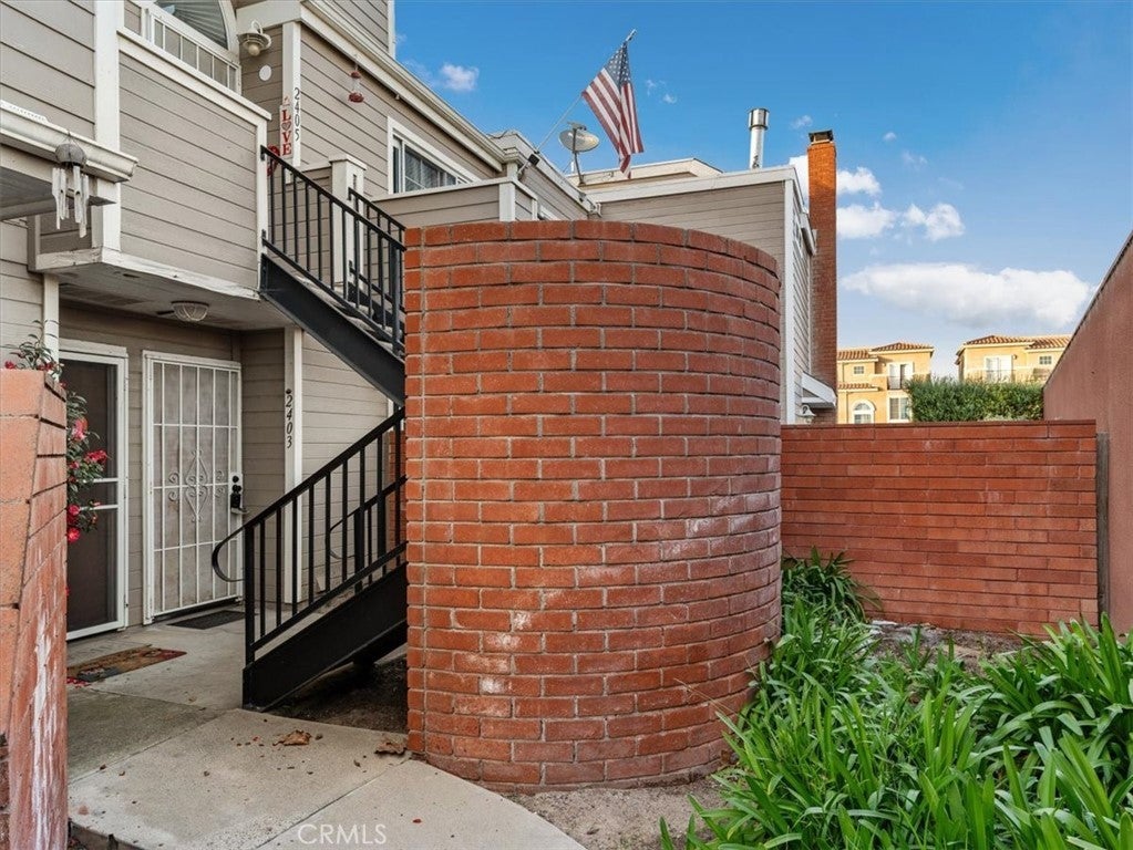 2403 Country, Santa Maria