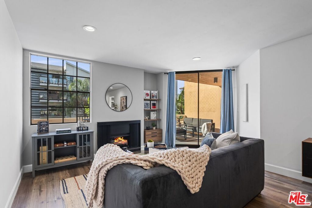 Photo of Listing #26645843