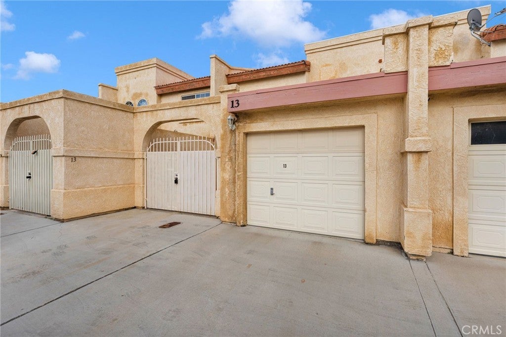 11454 #13 Nautical, Helendale