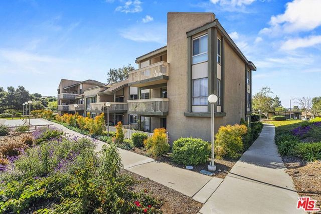 824 Pinetree Circle # 14, Thousand Oaks