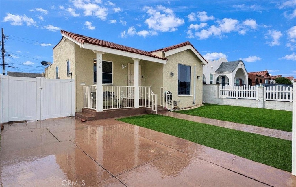 Photo of Listing #DW26023741