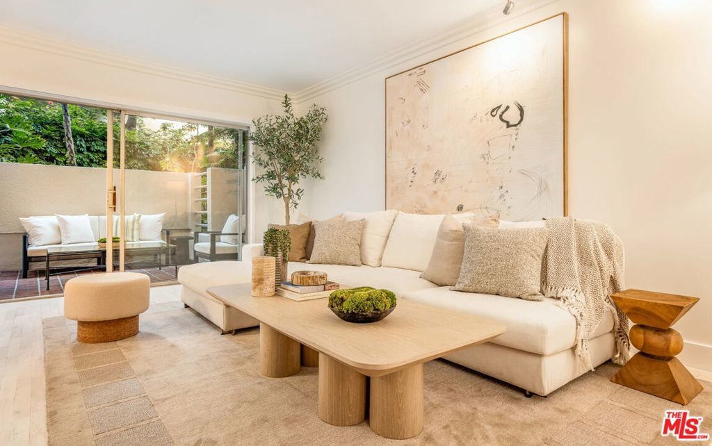 Photo of Listing #26646033