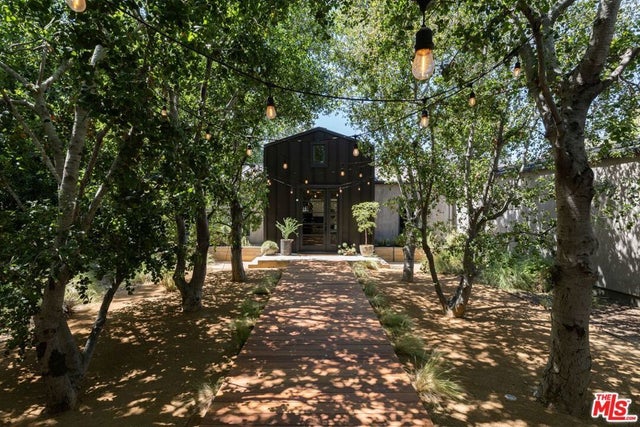 226 S Rimpau Boulevard, Los Angeles