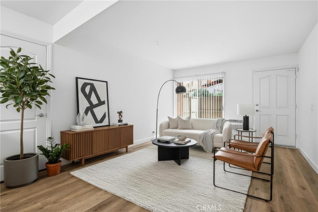 Photo of Listing #PW26024179