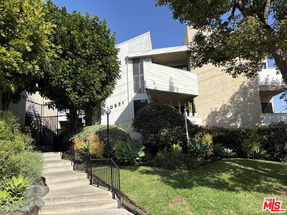 Photo of Listing #26646367