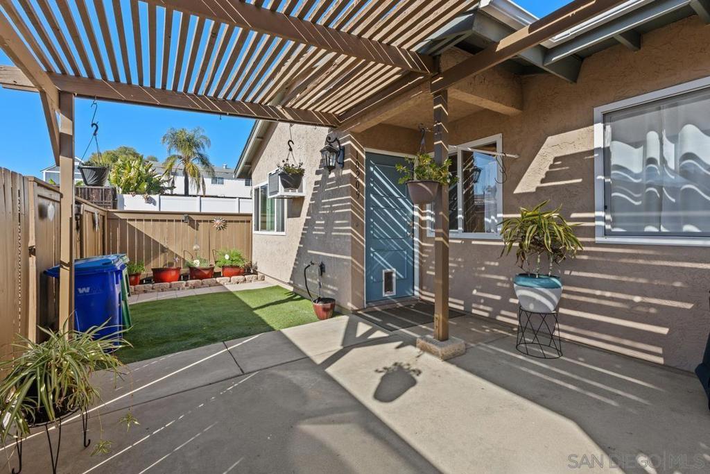 10209 Princess Sarit Way, Santee