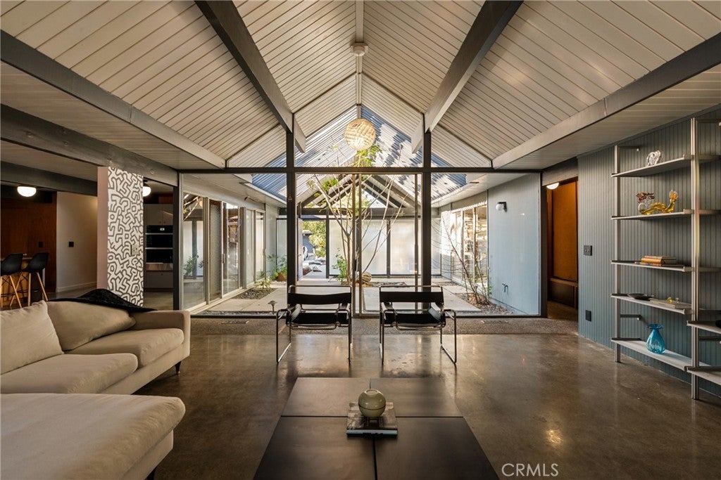 Photo of Listing #SR26024154