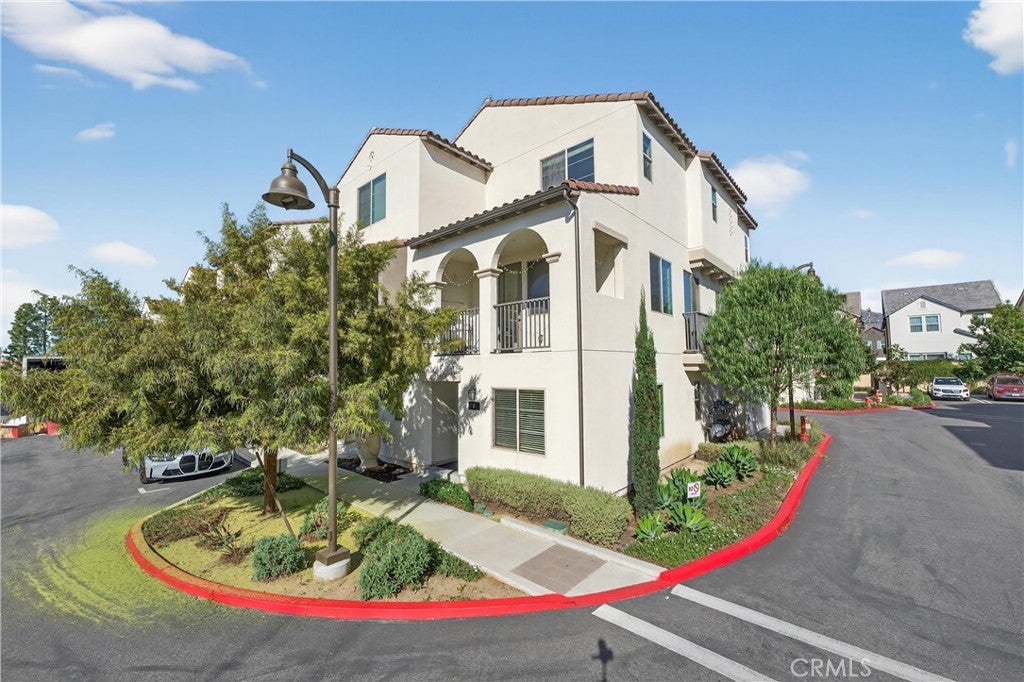 6 Bedford Court, Arcadia