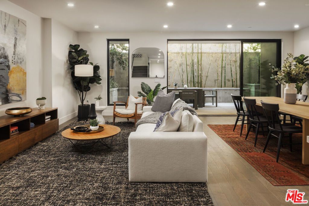 411 S Hamel Road # 106, Los Angeles