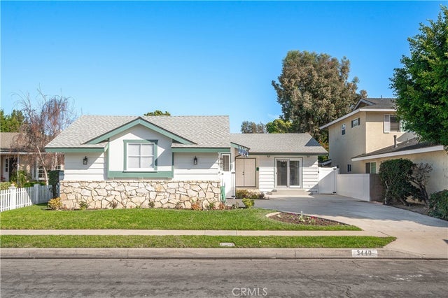 3440 Lama Avenue, Long Beach