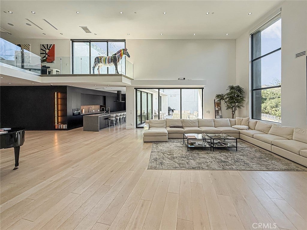 Photo of Listing #SR26020865