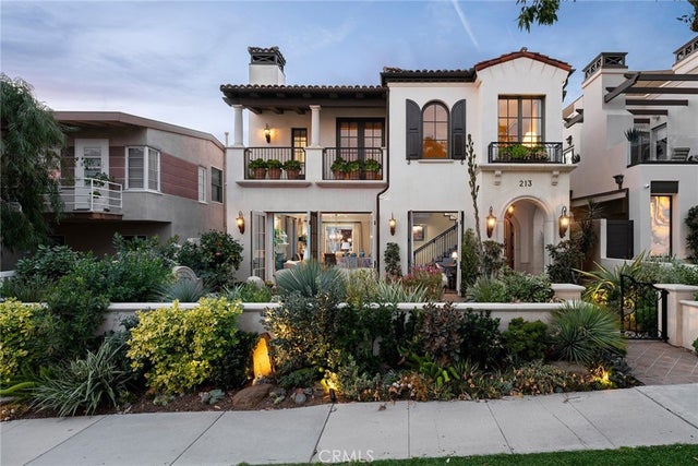 213 Jasmine, Corona Del Mar