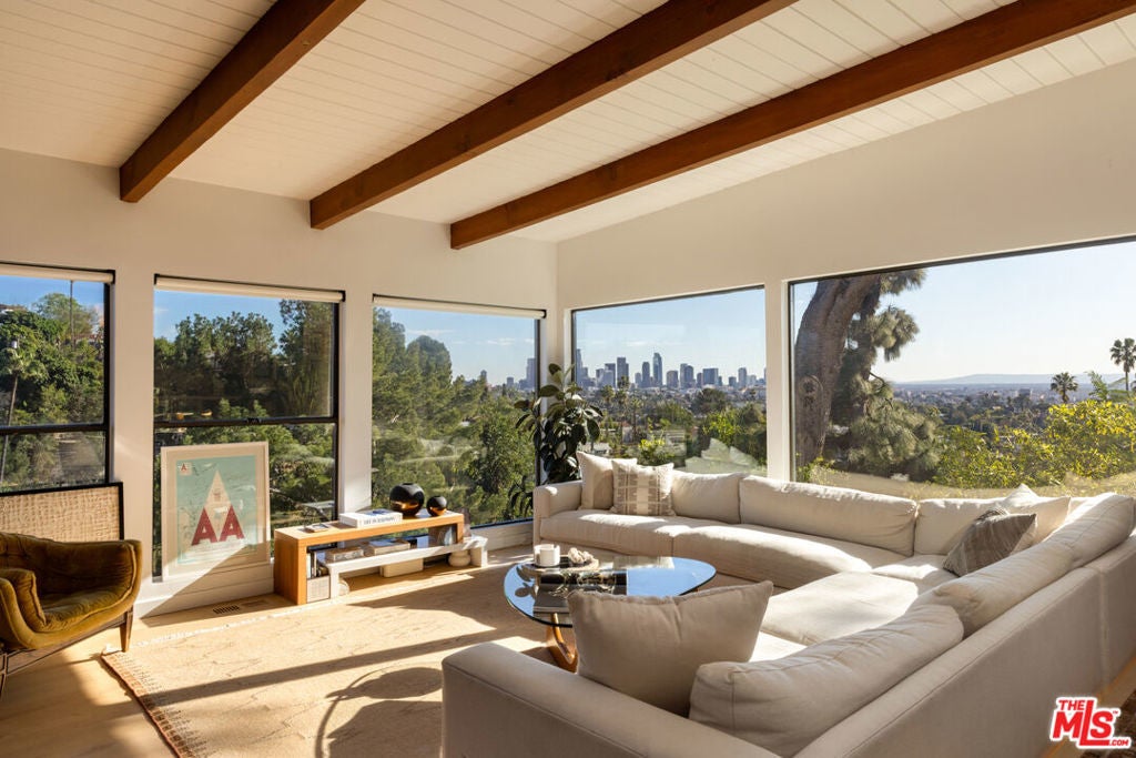 1818 Micheltorena Street, Los Angeles