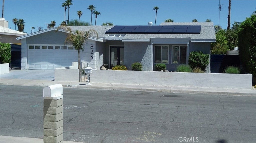 826 Arroyo Vista Drive, Palm Springs