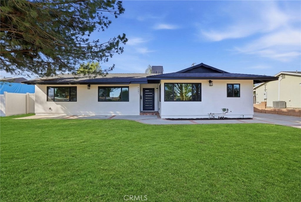 Photo of Listing #SR26024408