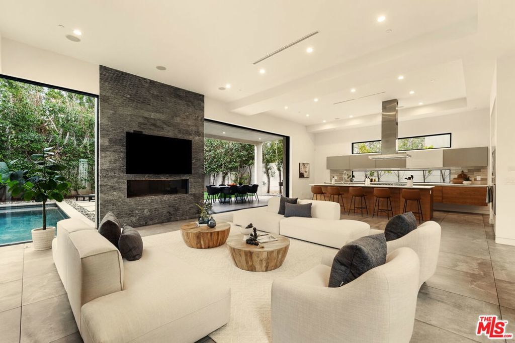 Photo of Listing #26641013