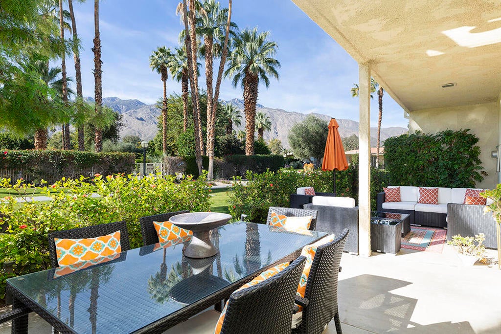 2321 Silver Oak Circle, Palm Springs