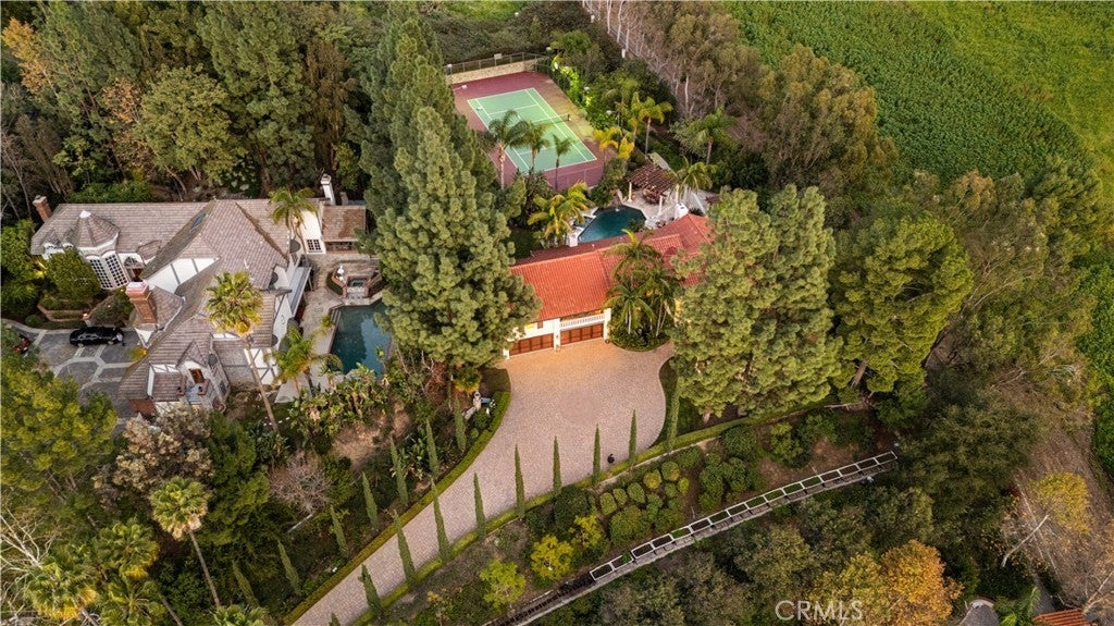 1161 N Coyote, Orange