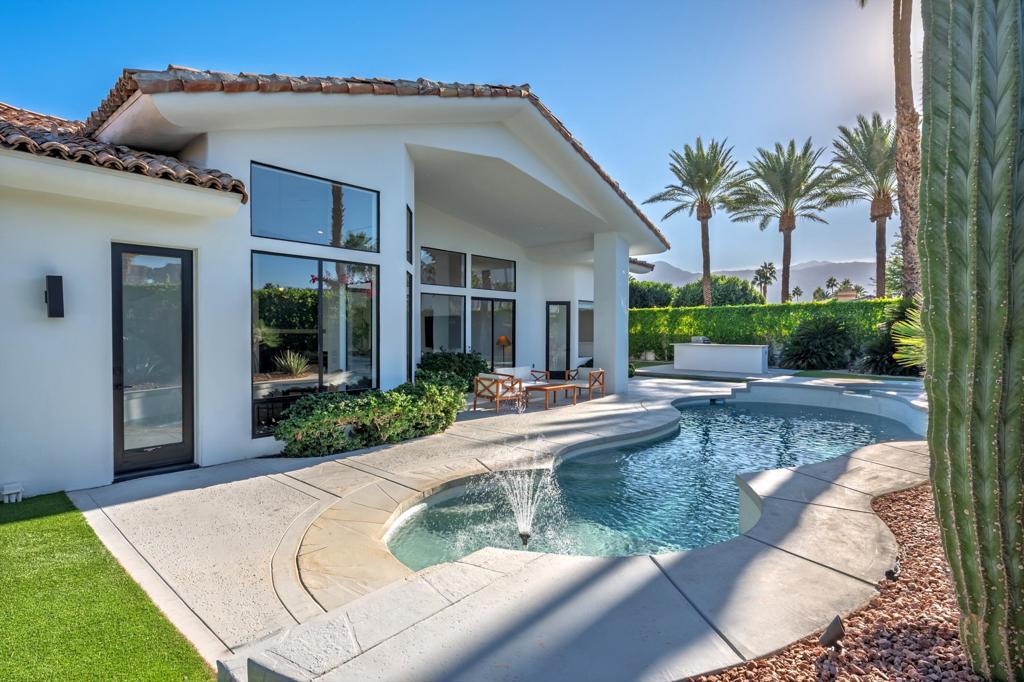 50245 Mountain Shadows Road, La Quinta