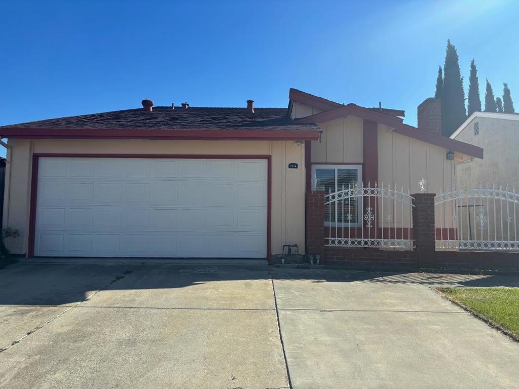 Photo of Listing #ML82033586