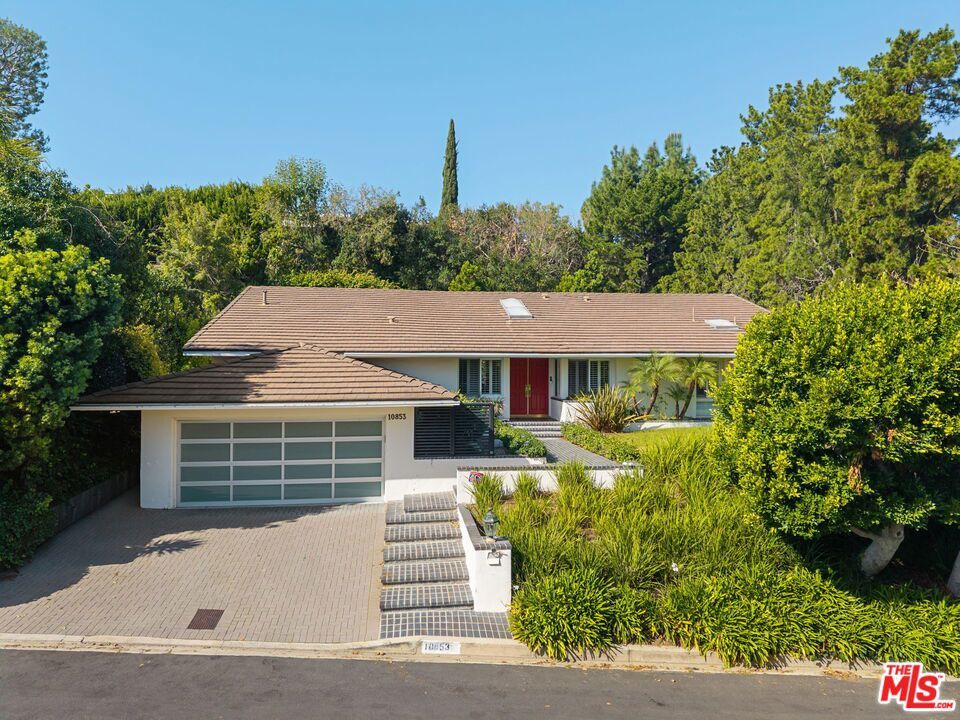 Photo of Listing #26646229