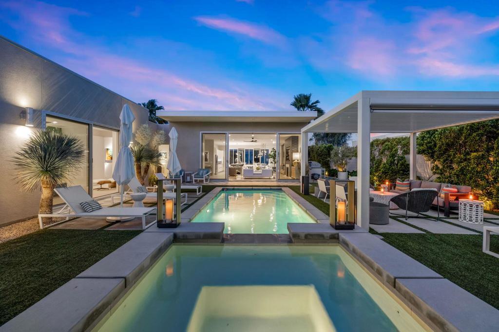 657 Dominion Way, Palm Springs