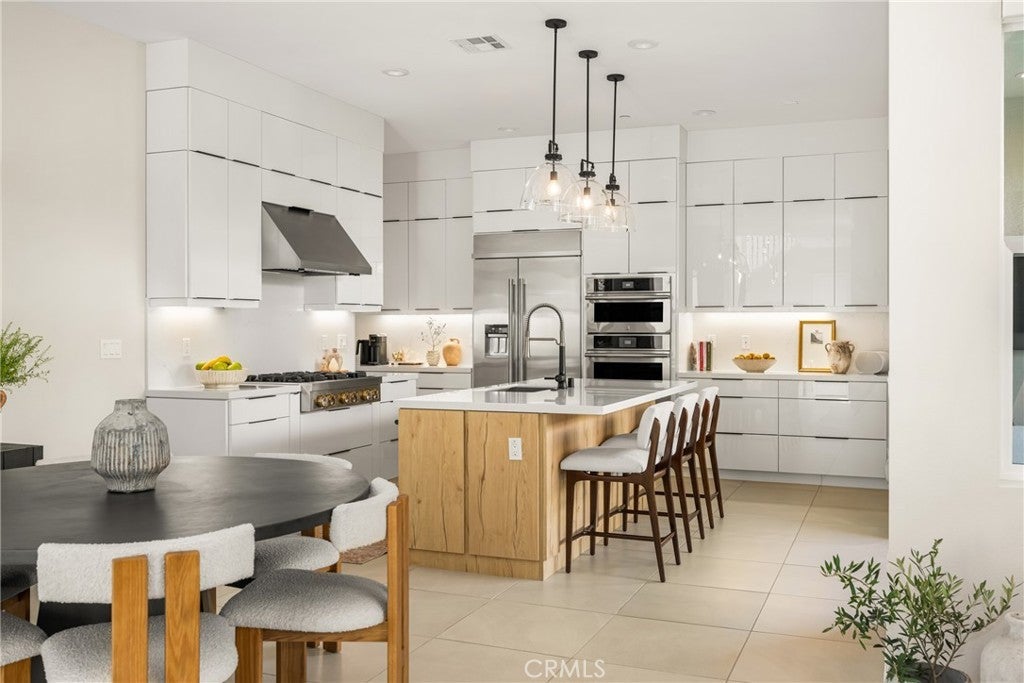 Photo of Listing #OC26015178