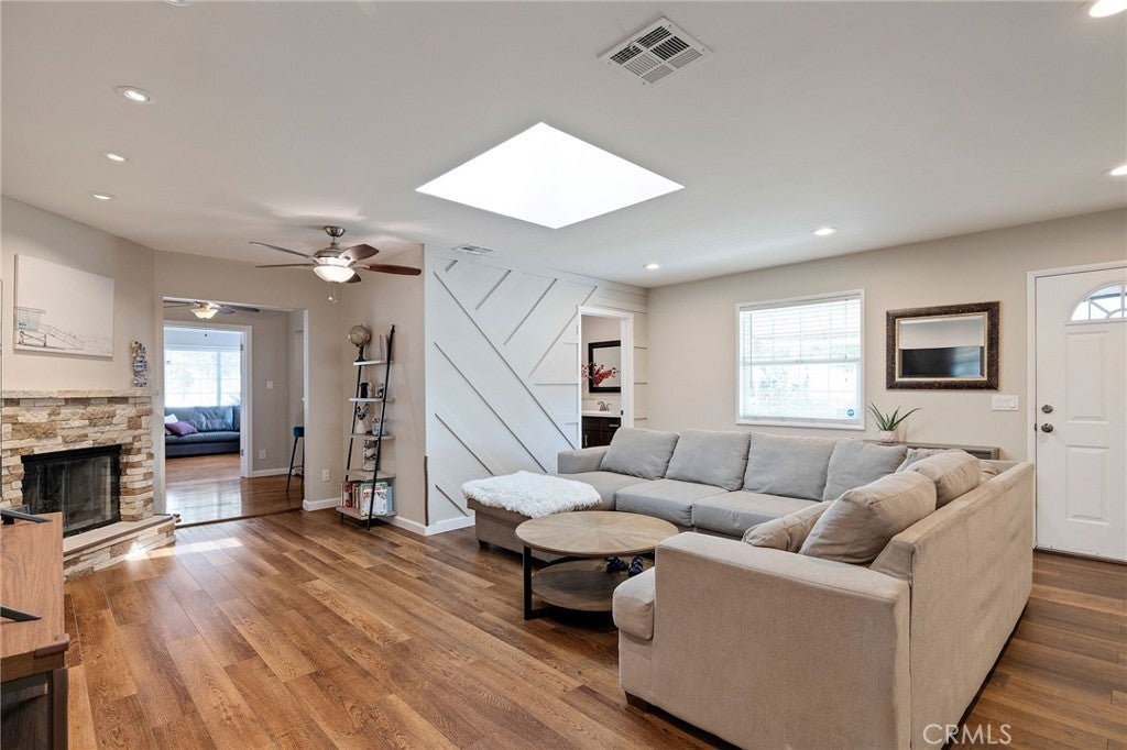 Photo of Listing #SB26007183