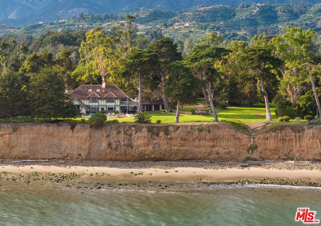 Photo of Listing #26646903