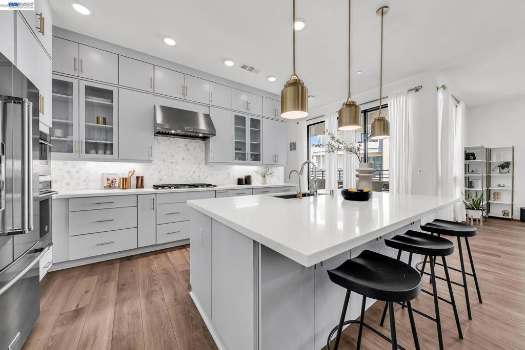 Photo of Listing #41122971