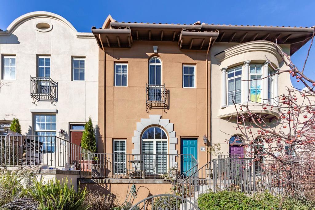 484 Gabilan Street, Los Altos