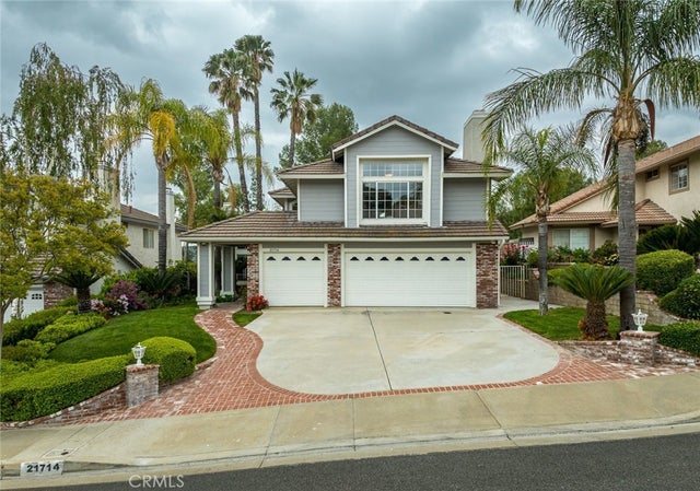 21714 Agajanian, Saugus