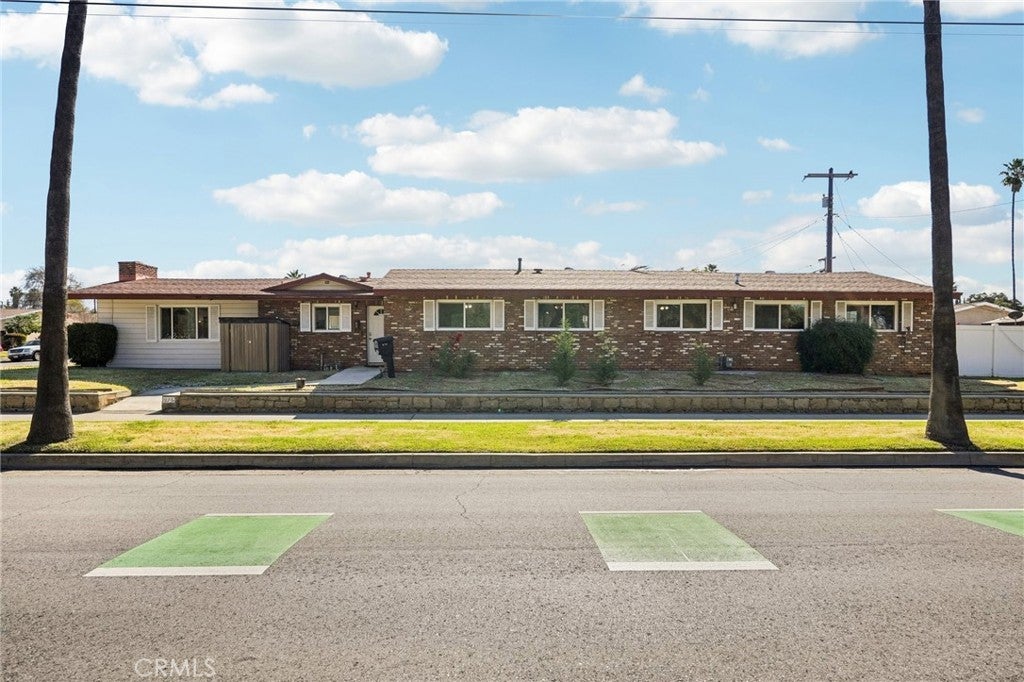 Photo of Listing #IV26025517