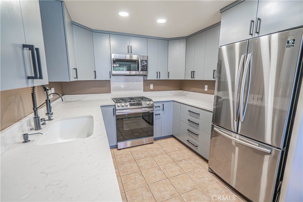 1770 Avenida De Las Flores, Thousand Oaks