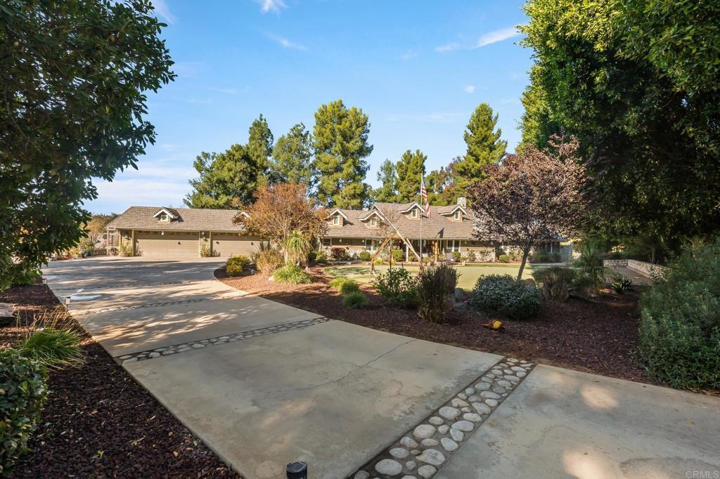 Photo of Listing #PTP2600910