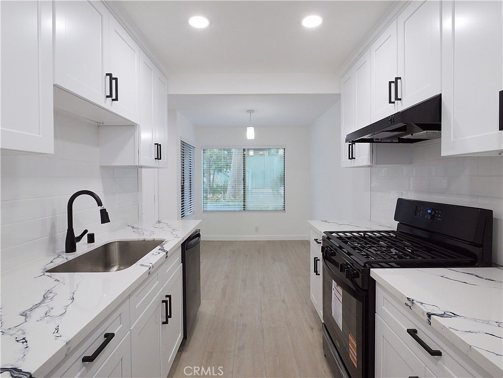 20561 Vermont 7, Torrance