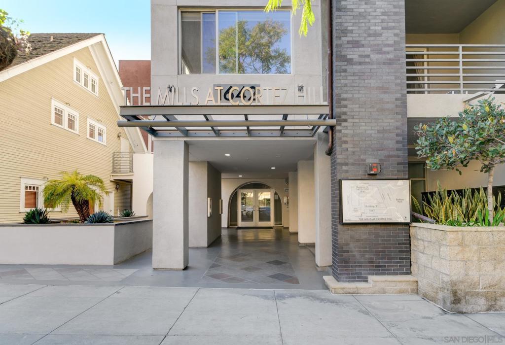 1642 7th 421, San Diego