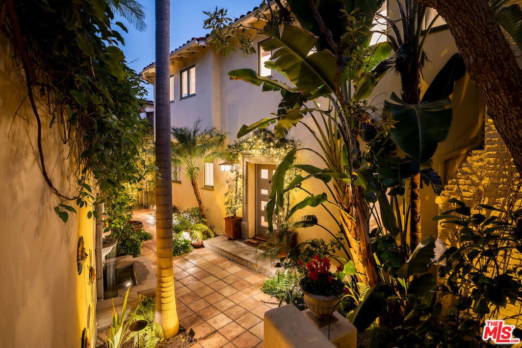 Photo of Listing #26647087