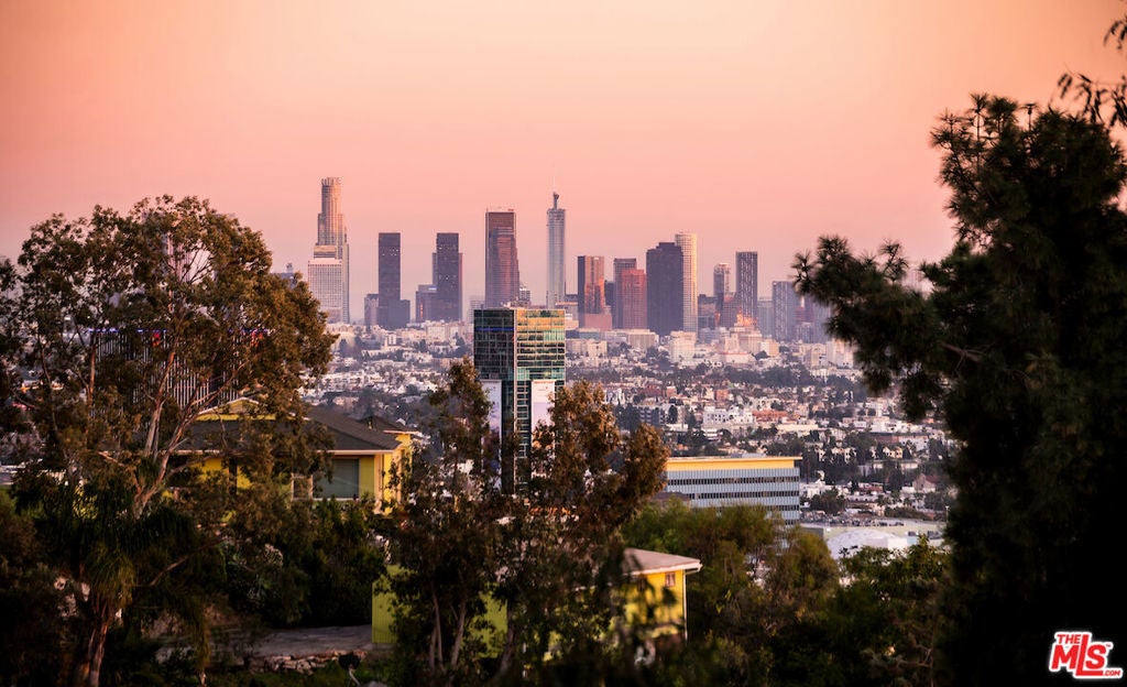 Photo of Listing #26647087