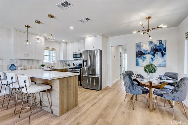 875 W 1st Street, San Pedro