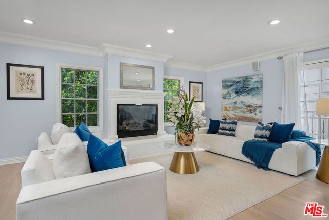 9969 Westwanda Drive, Beverly Hills