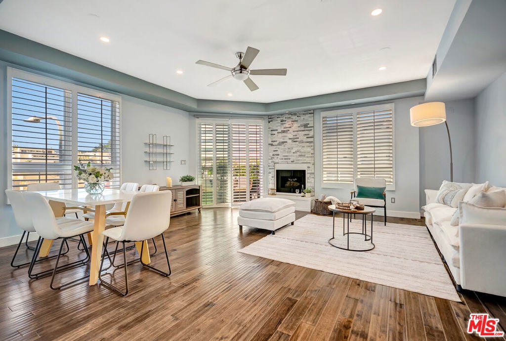 Photo of Listing #26647893