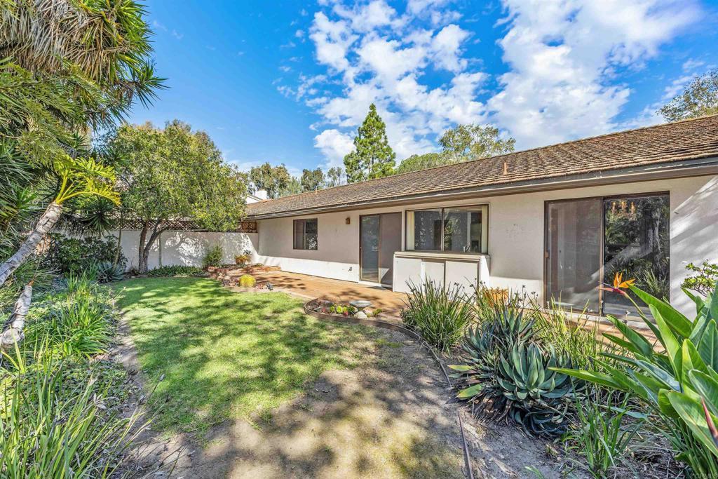 16902 Viaduct De Santa Fe 7, Rancho Santa Fe