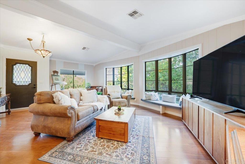 Photo of Listing #NDP2601196